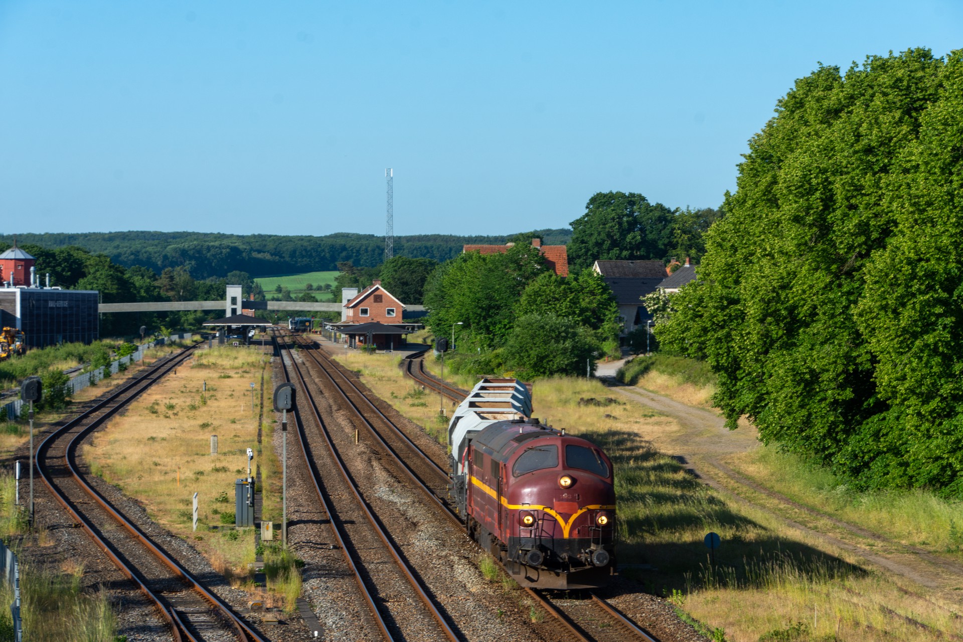 VIKING Rail MX 1023 Med Sk vervogne Til Lang 12 06 2023 SimonTog dk